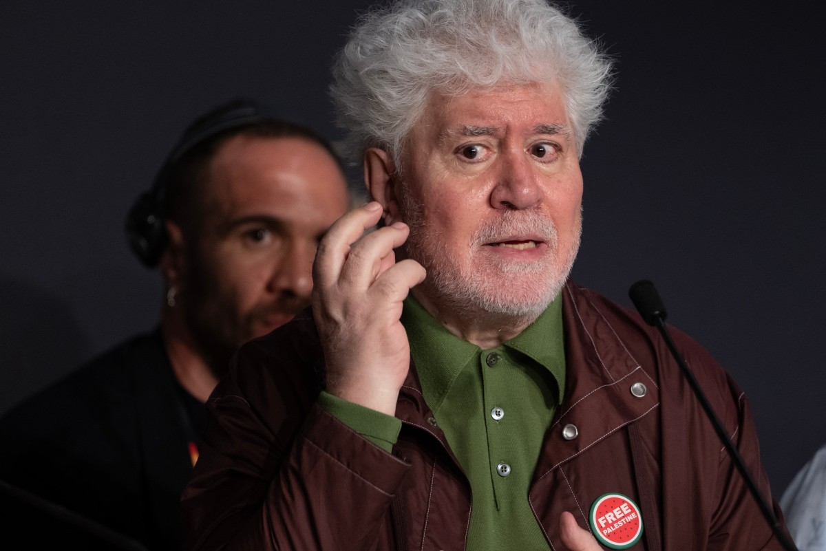 Em Cannes, Almodóvar critica duramente os 'monstruosos' Trump, Netanyahu e Putin
