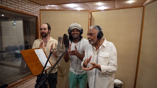 Gilberto Gil participa do disco de estreia do Aguadavi do Jêje, grupo afro-baiano 