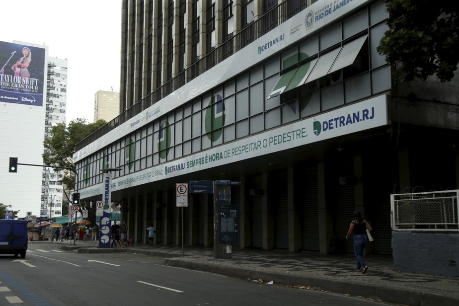 Última semana do IPVA 2026 RJ: placas 3, 4 e 5 vencem agora — veja o prazo, multa e risco de apreensão