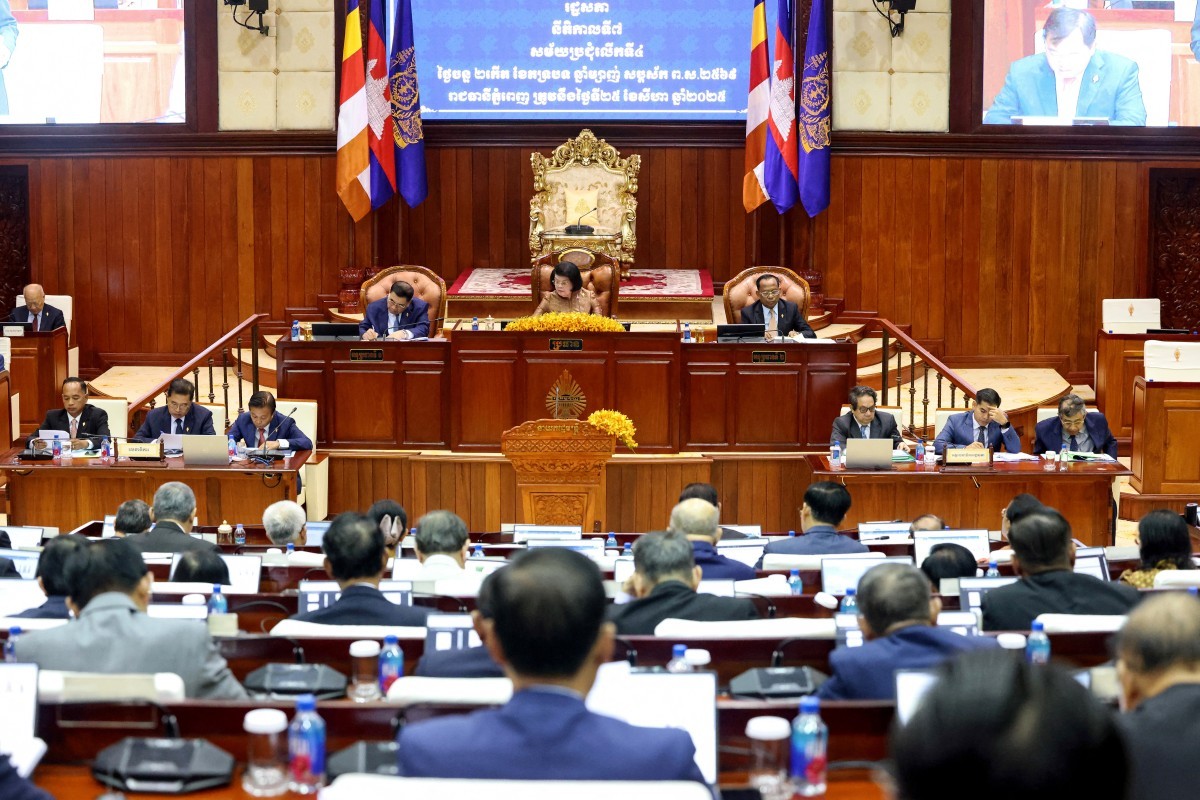 Parlamento do Camboja aprova projeto de lei que permite retirar cidadania de quem 'colaborar' com países estrangeiros