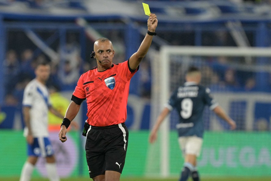 Wilton Pereira Sampaio testa câmera corporal inédita na Libertadores