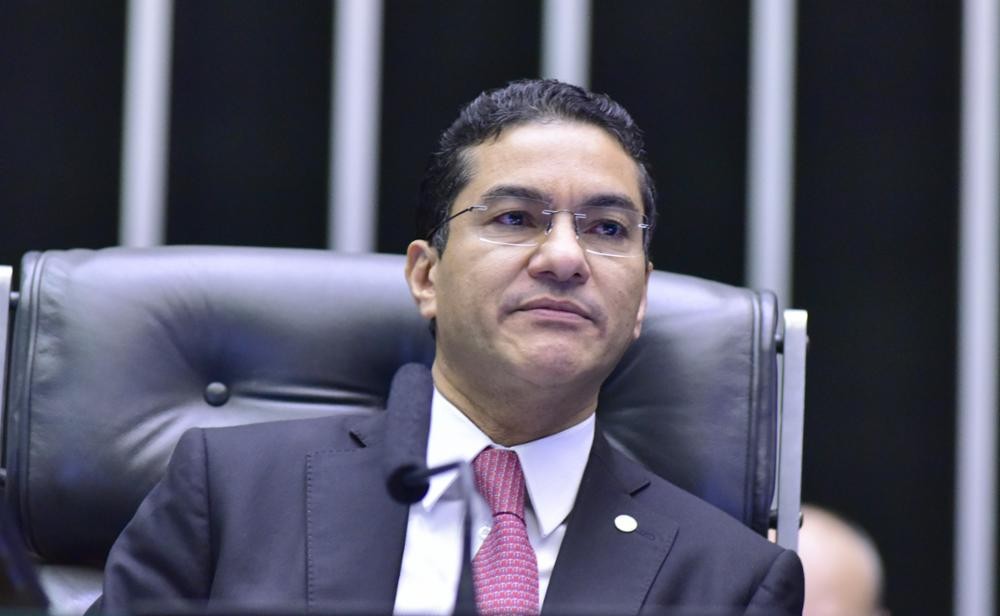 Em evento com ministro de Lula, presidente do Republicanos diz que partido pode ter candidato a presidente e cita Tarcísio