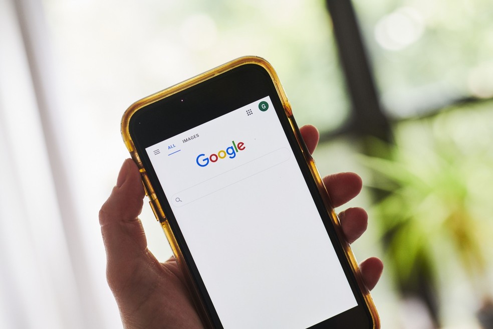Apple obtém 36% da receita do Google com publicidade em buscas feita por meio do navegador Safari, — Foto: Bloomberg