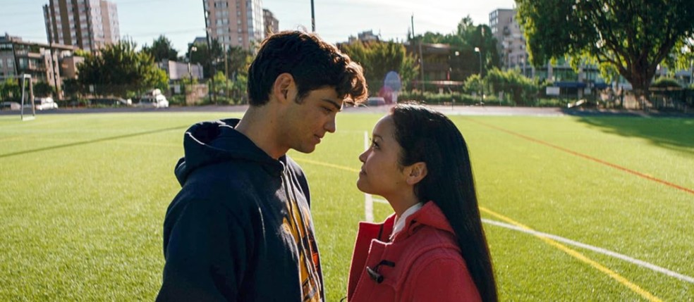 Noah Centineo and Lana Condor in Para Todos os Garotos que Já Amei (2018). — Foto: Divulgação/Reprodução