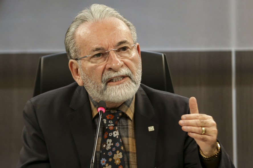 O presidente do CFM, José Hiran da Silva Gallo