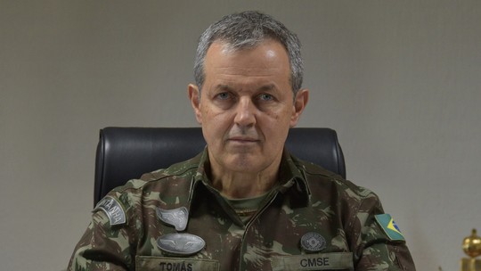 As visitas do comandante do Exército ao assessor de Bolsonaro que está preso 