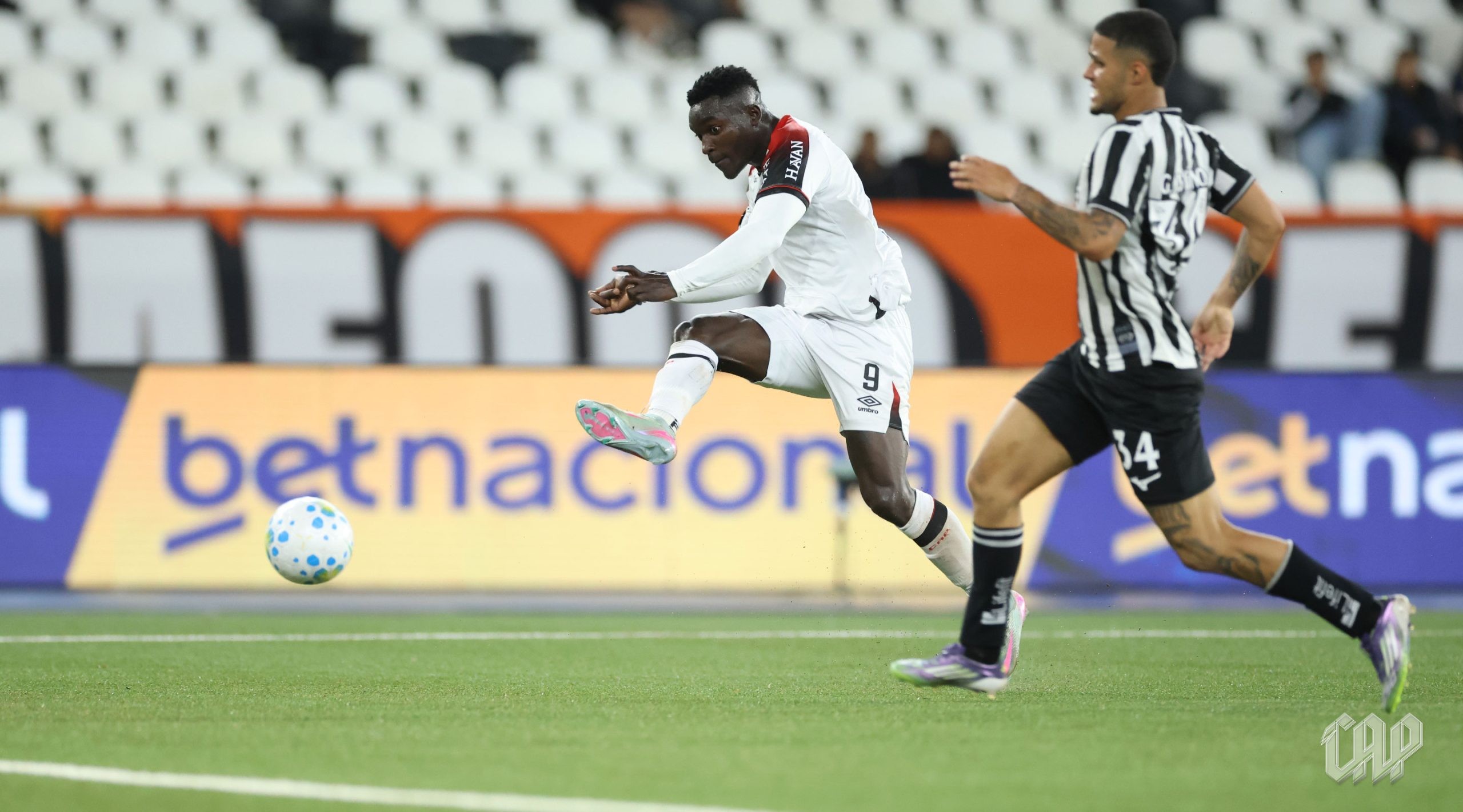 Viveros entra no top-10 entre estrangeiros com mais gols em uma edição do Brasileirão por pontos corridos - QTU Questões do Universo