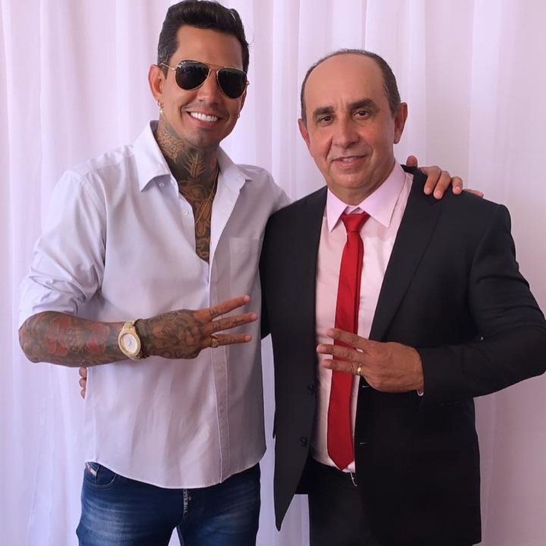 Ramos é filho do ex-prefeito município de Rodelas (BA), Emanuel Rodrigues Ferreira — Foto: Reprodução/Instagram