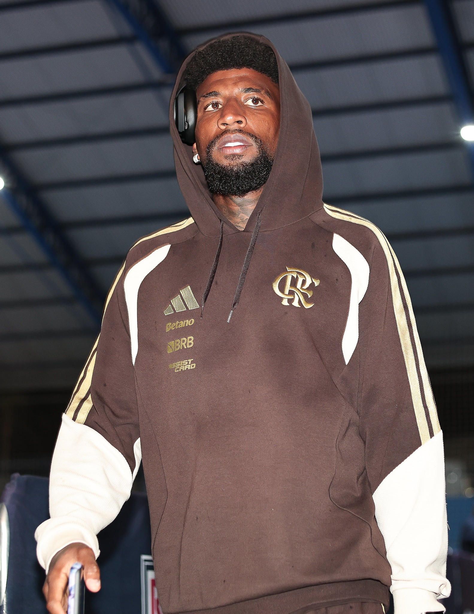 Emerson Royal, do Flamengo, é condenado na CNRD a pagar R$ 3,9 milhões; entenda o caso