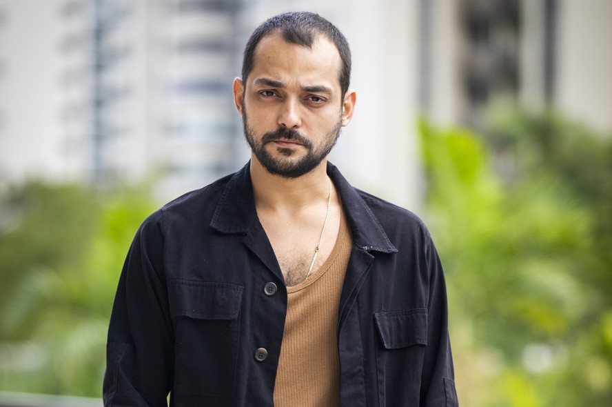 Na nova temporada de 'Os outros', personagem de Eduardo Sterblitch terá ...