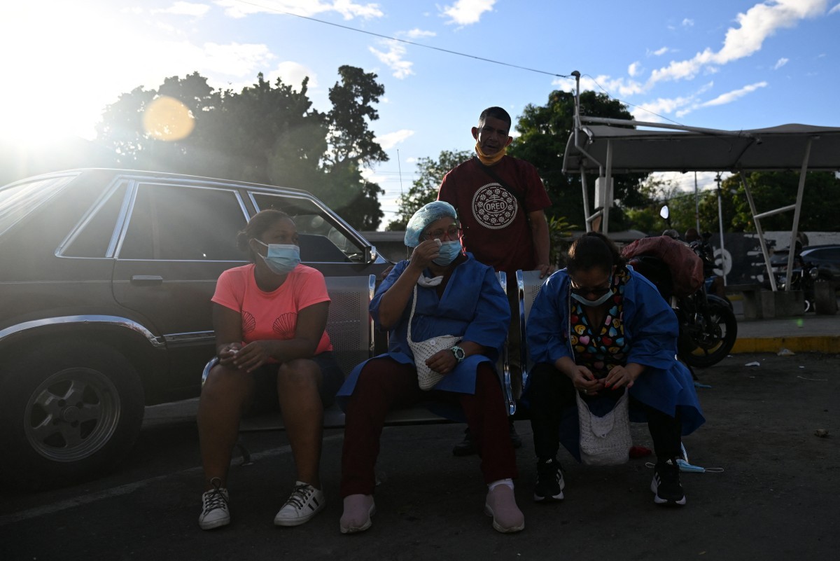 Esperança de encontrar sobreviventes diminui mais de 90 horas após terremotos na Venezuela