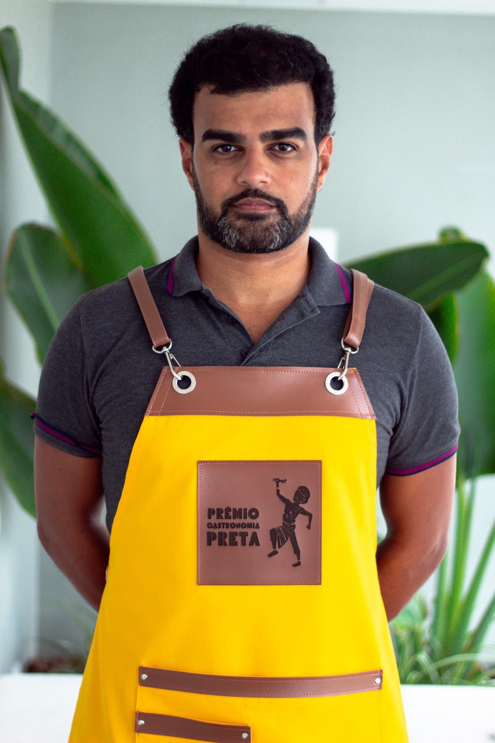 Breno Cruz é o criador do prêmio Gastronomia Preta — Foto: Divulgação/Lucas Thyllia