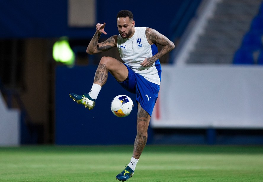 Neymar está relacionado para o jogo do Al-Hilal