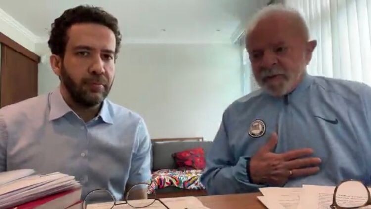 Lula cancela live com Janones que concorreria com entrevista de Flávio à Globo