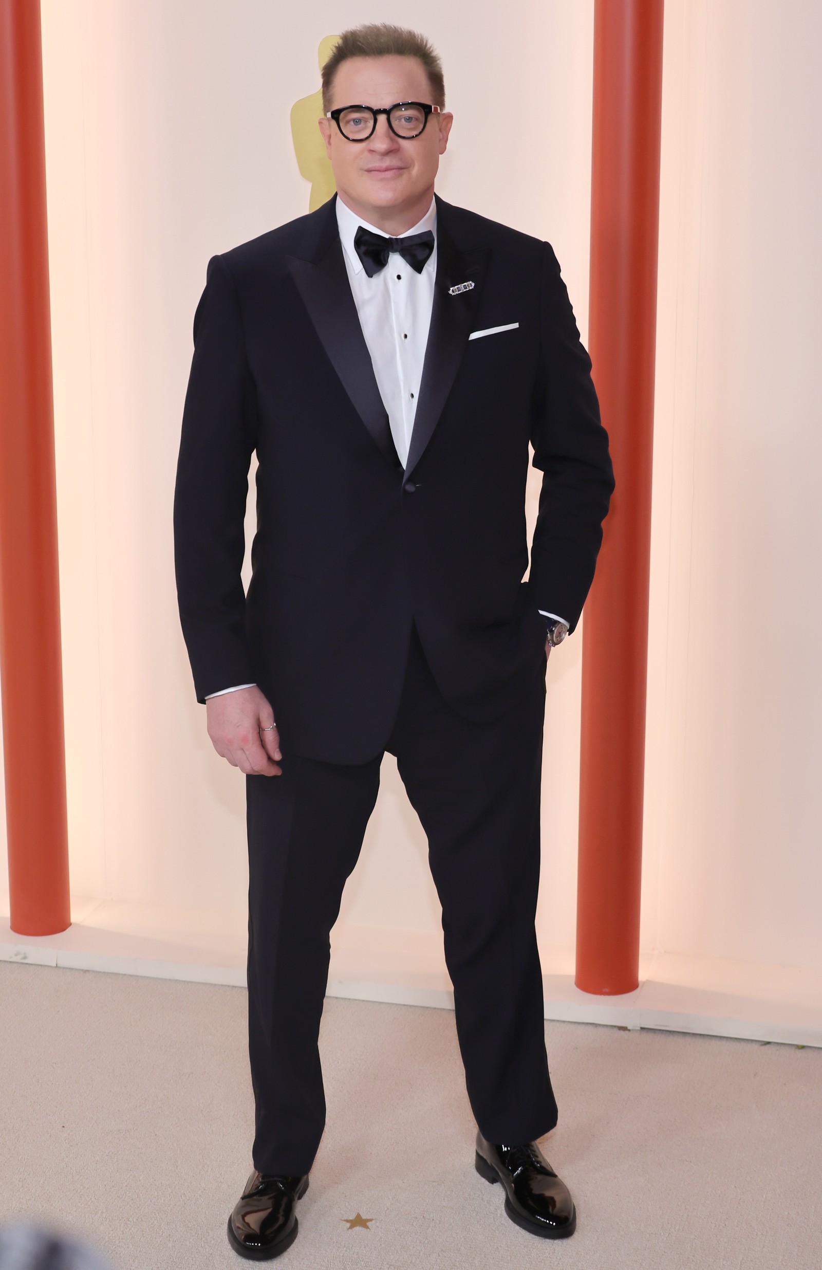 Brendon Fraser veste Giorgio Armani — Foto: Getty Images