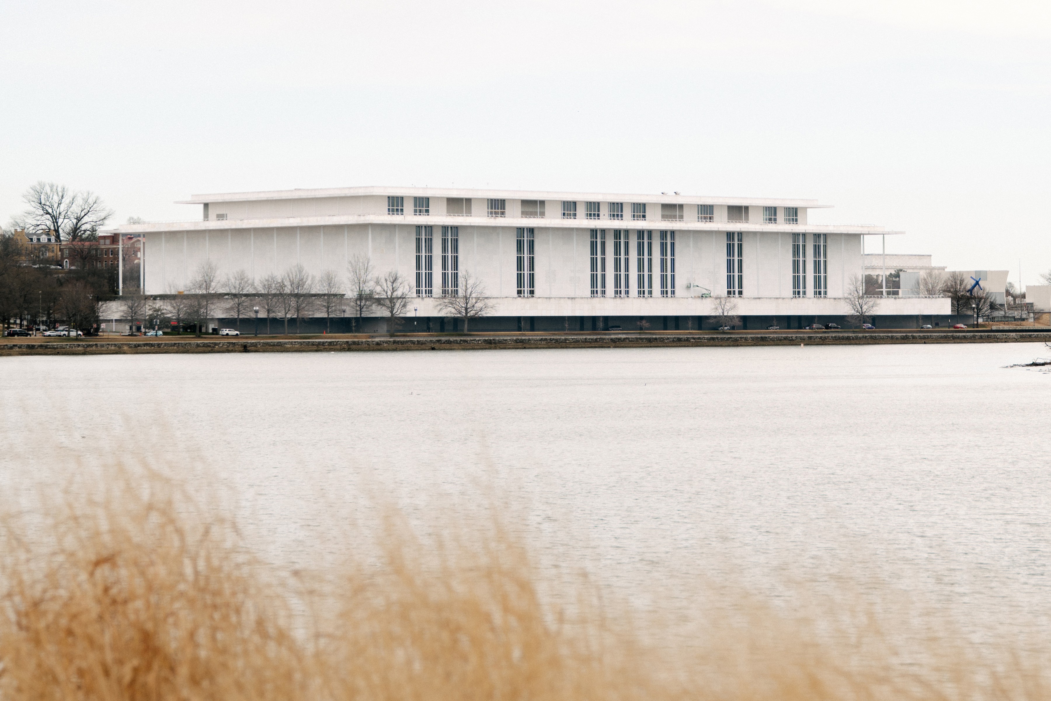 Fechamento do Kennedy Center a mando de Trump choca funcion&aacute;rios e artistas