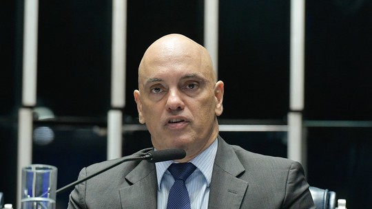 Em meio a tensão entre STF e Congresso, Moraes e Lira se reúnem