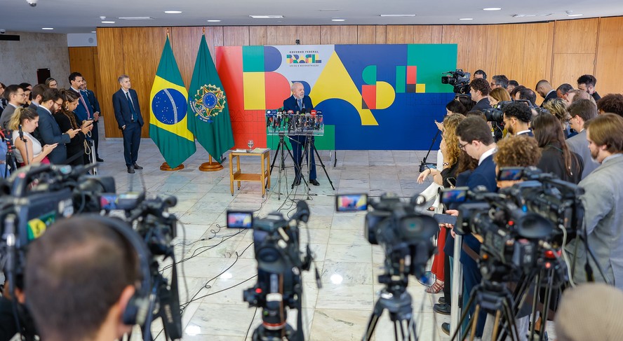 Lula durante entrevista coletiva no Palácio do Planalto