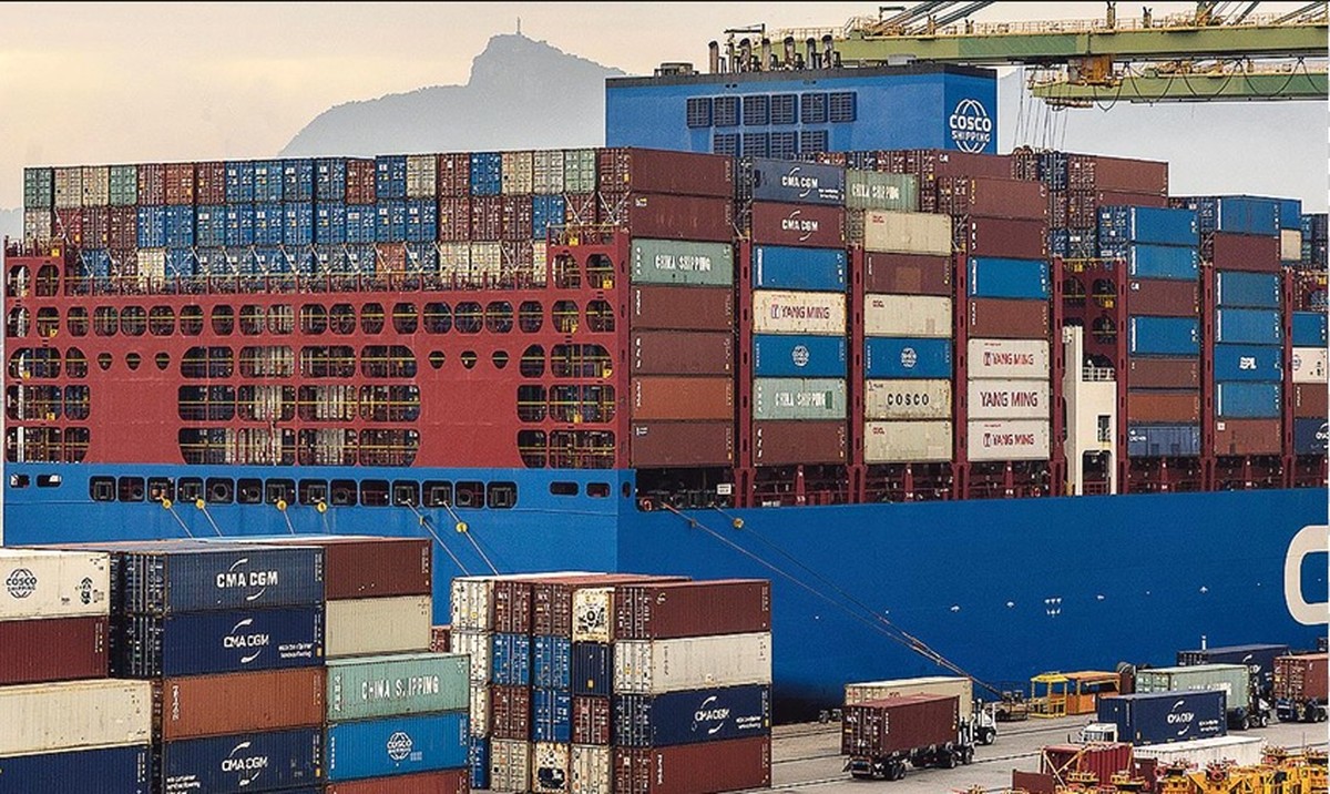 Tarifaço não abala comércio brasileiro: vendas brasileiras para EUA caem, mas sobem quase 10% para o mundo