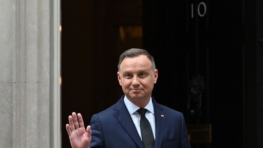Presidente polonês veta liberação do acesso à pílula do dia seguinte