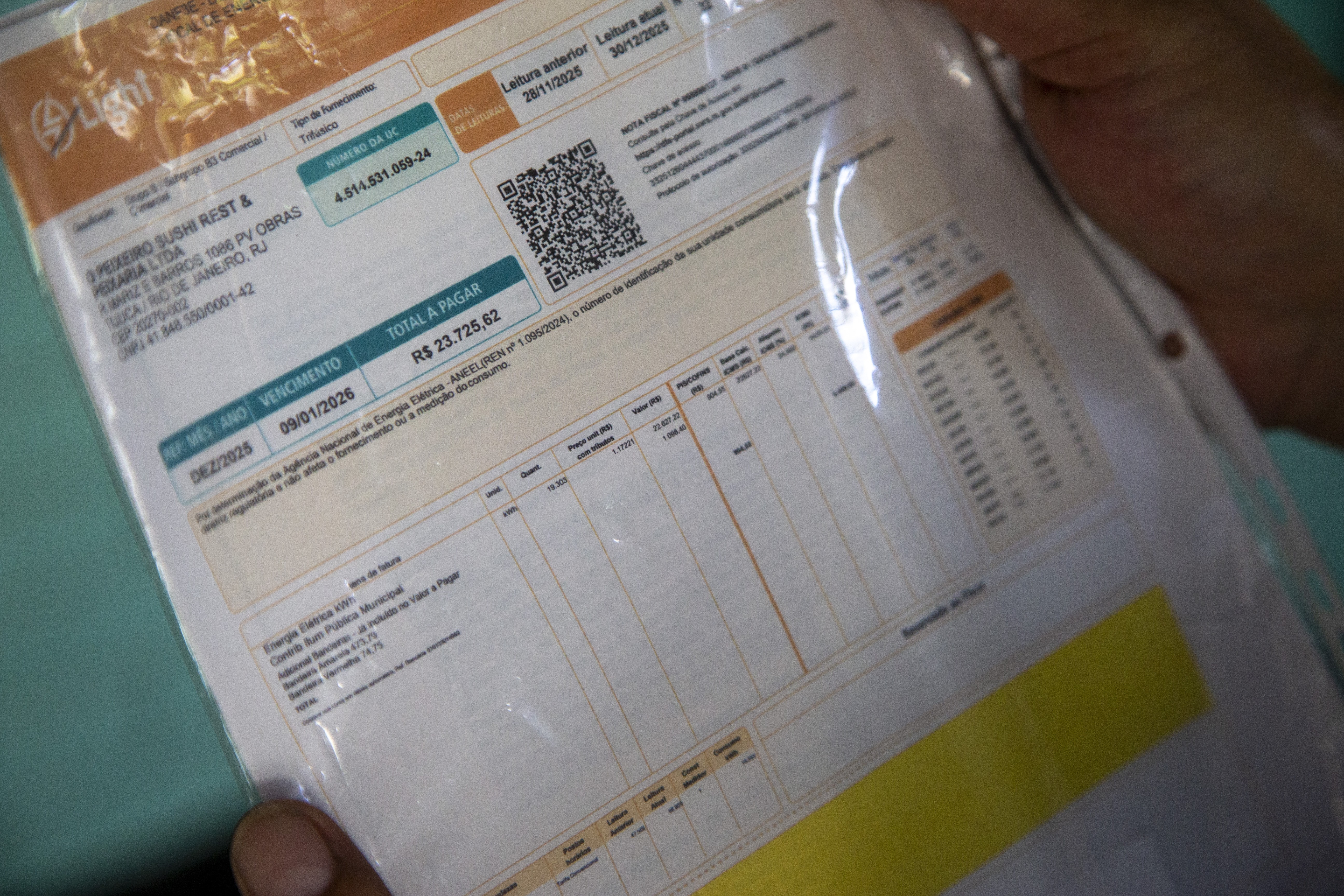 Aneel aprova reajustes de 5% a 15% na conta de luz de cidades de nove estados