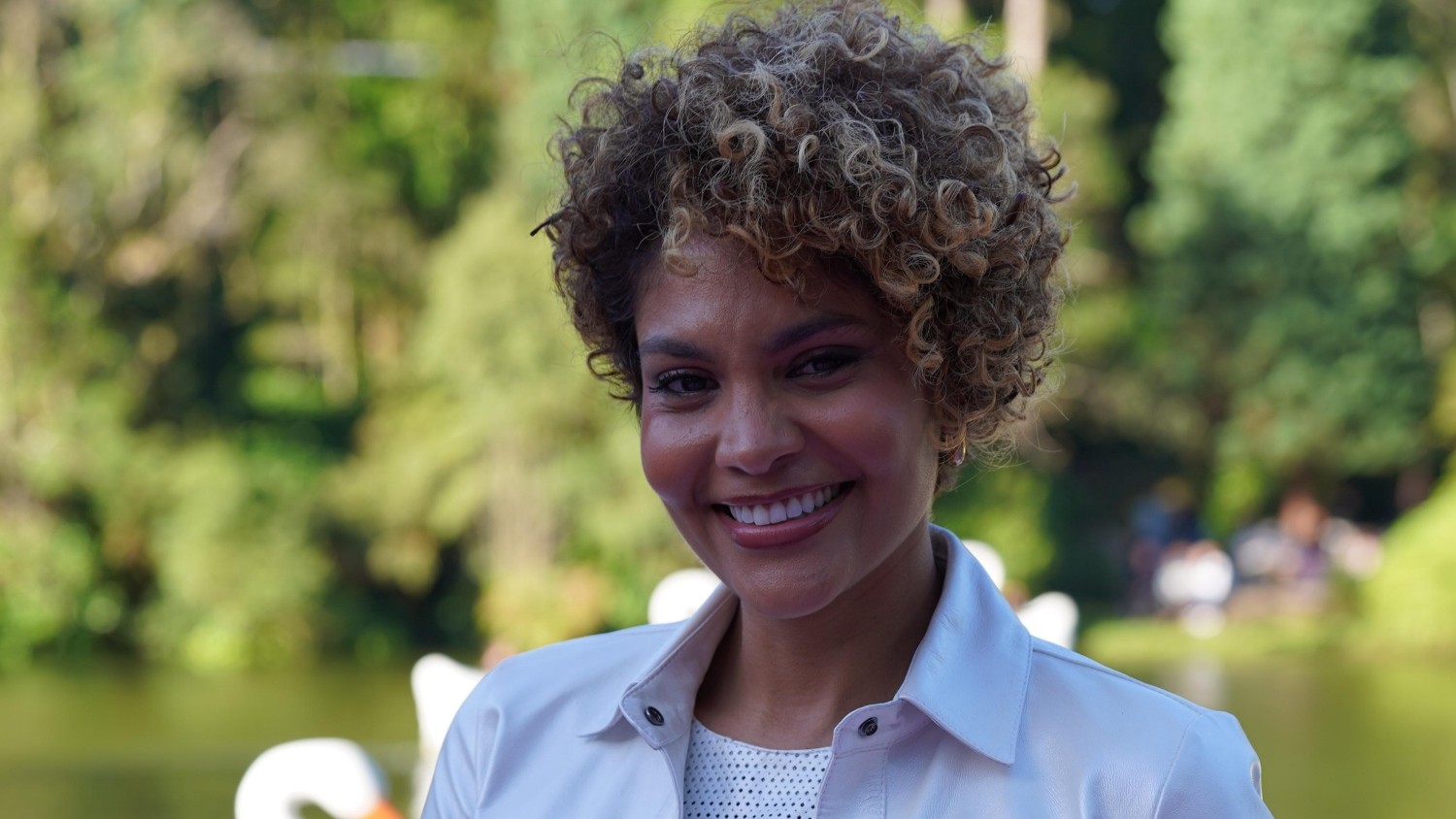 Atriz Bárbara Reis fará cirurgia para tratar lipedema; saiba quando o procedimento é indicado