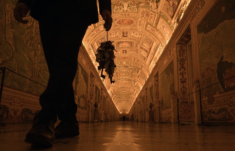 Uma noite nos museus do Vaticano com Gianni, o guardião das suas