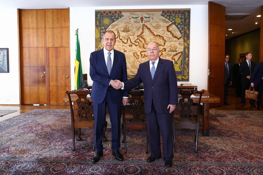 Os chanceleres Sergei Lavrov, da Rússia, e Mauro Vieira, do Brasil, no Itamaraty