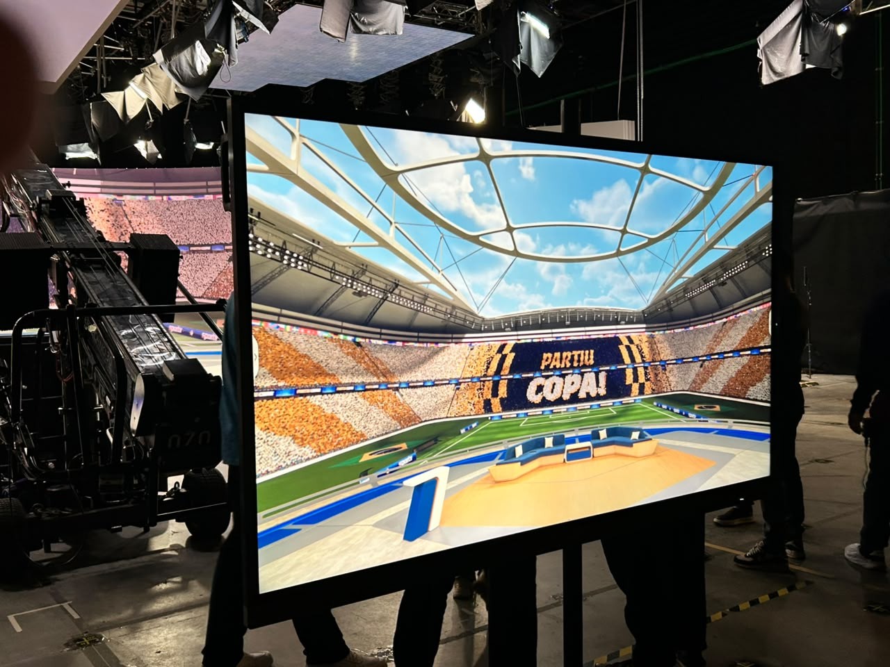 Grupo Globo apresenta novo estúdio com atmosfera de estádio 