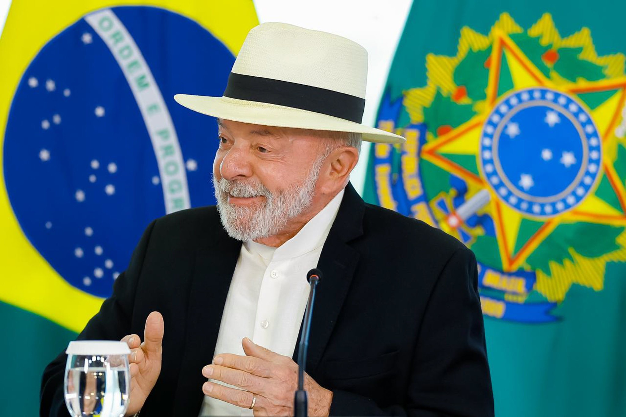 Lula rebate tarifas de Trump e defende soberania brasileira