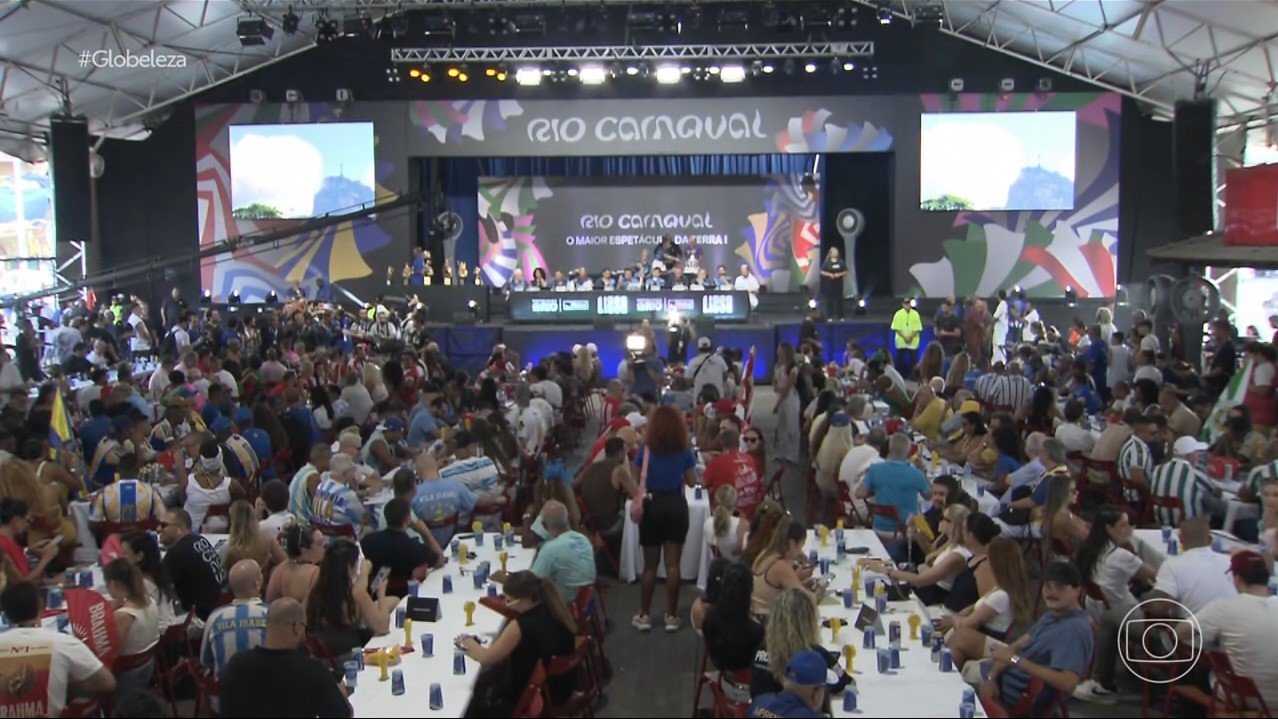 Reunião entre escolas de samba e prefeito do Rio vai tratar da ampliação do carnaval