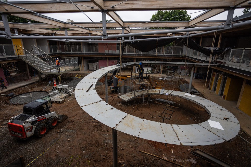 Prédios de madeira começam a aparecer nas obras em São Paulo — Foto: Maria Isabel Oliveira / Agência O Globo