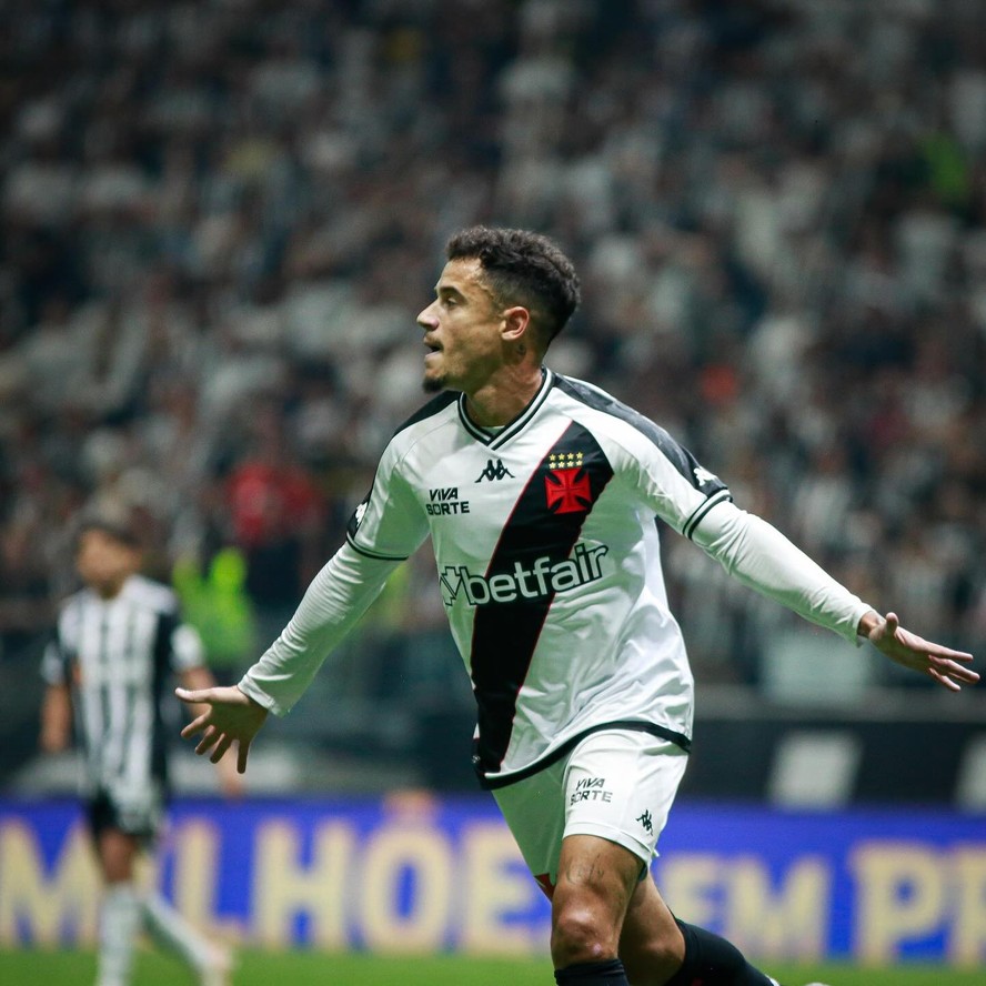 Philippe Coutinho faz gol do Vasco diante do Atlético-MG
