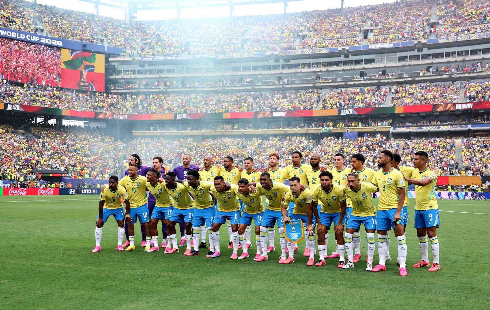 Seleção brasileira para a partida contra a Noruega — Foto: Getty Images via AFP
