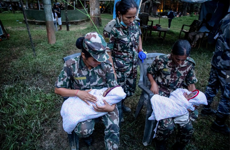 Enchentes no Nepal deixam mais de 17 mil crianas em necess | Economia | QTU - Notícias
