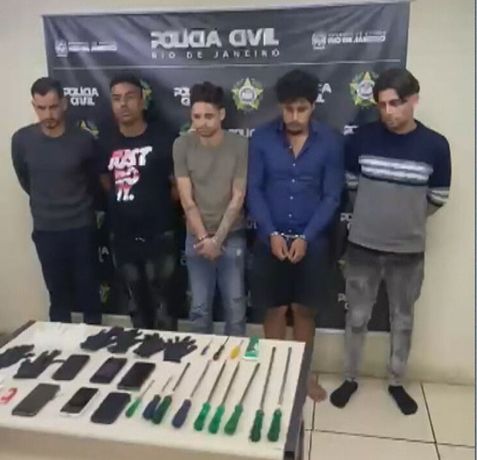 Cinco pessoas são presas em Copacabana por integrarem quadrilha especializada em furto de imóveis de luxo