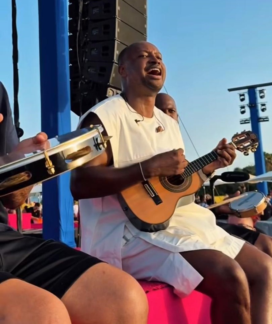Falta luz no Tardezinha, e Thiaguinho canta no gog&oacute; em Miami