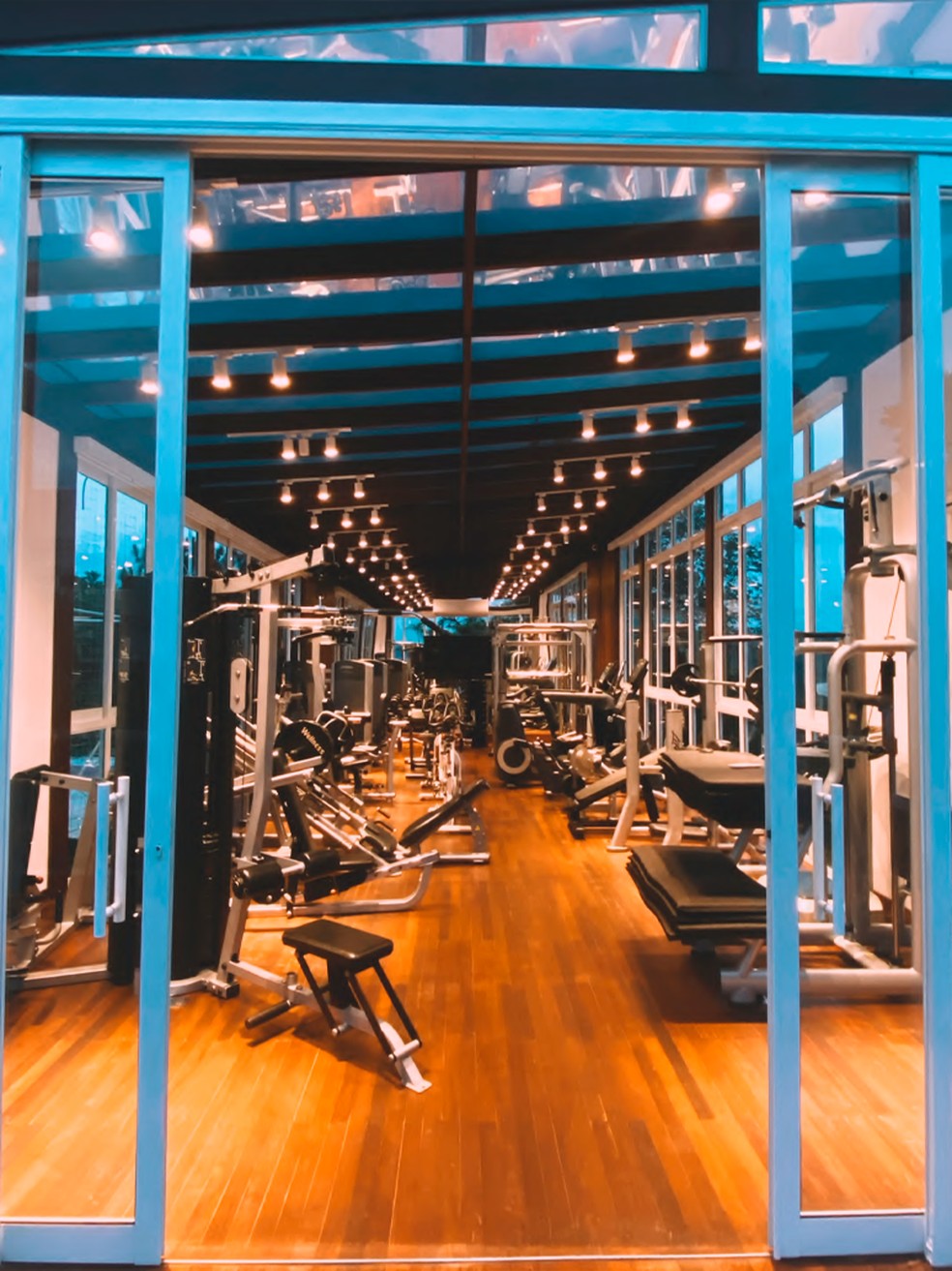 Sheik acusado de golpe com criptomoedas tenta vender mansão por R$ 64,5  milhões; veja imóvel