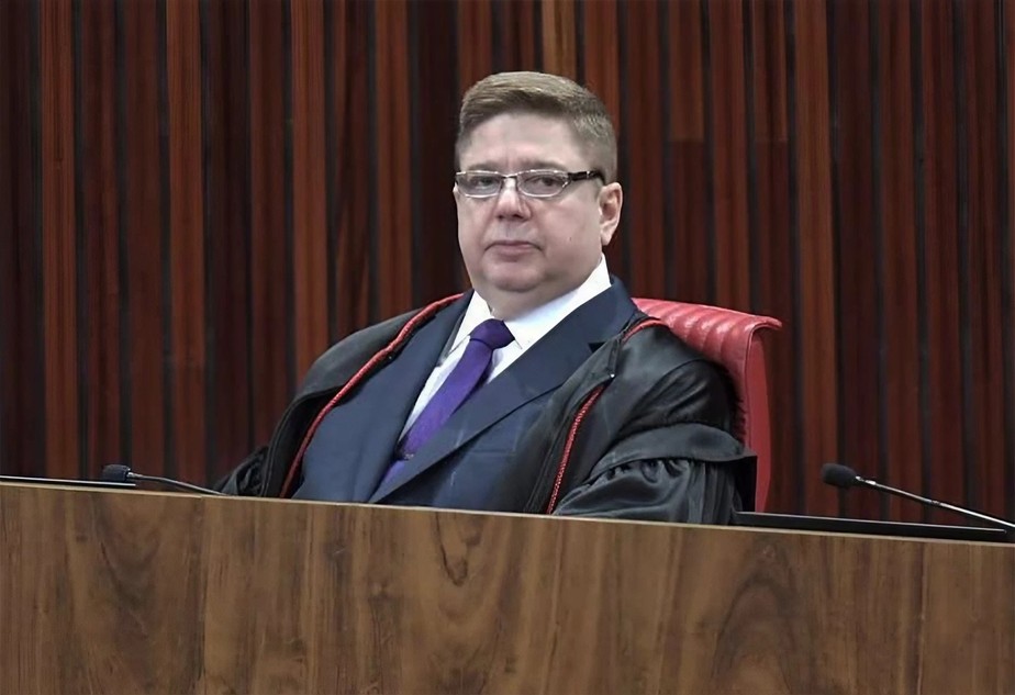 Quem é Raul Araújo, ministro que é uma das esperanças de Bolsonaro por pedido de vista em julgamento do TSE