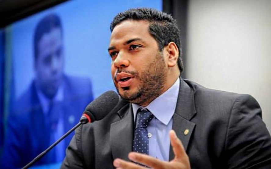 Bancada do PT formaliza apoio a Jhonatan de Jesus para o TCU e tenta atrair Republicanos à base de Lula