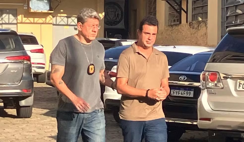 Acusado de chefiar esquema milionário de fraude contra a Caixa se entrega à PF em SP