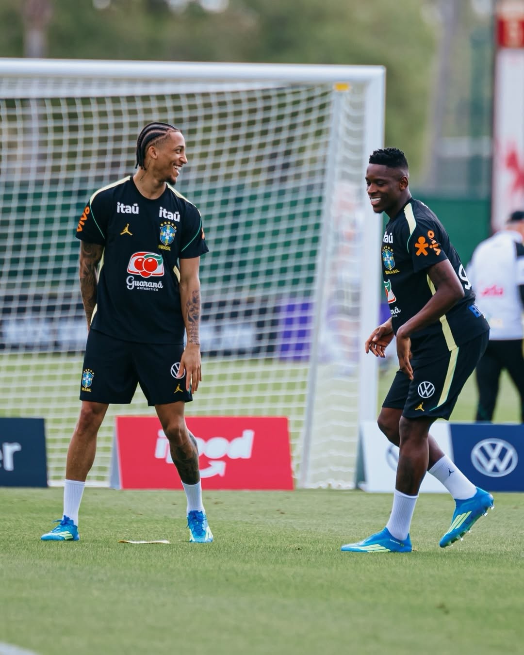 Ancelotti testa mudanças na escalação da seleção; Luiz Henrique e João Pedro são novidades