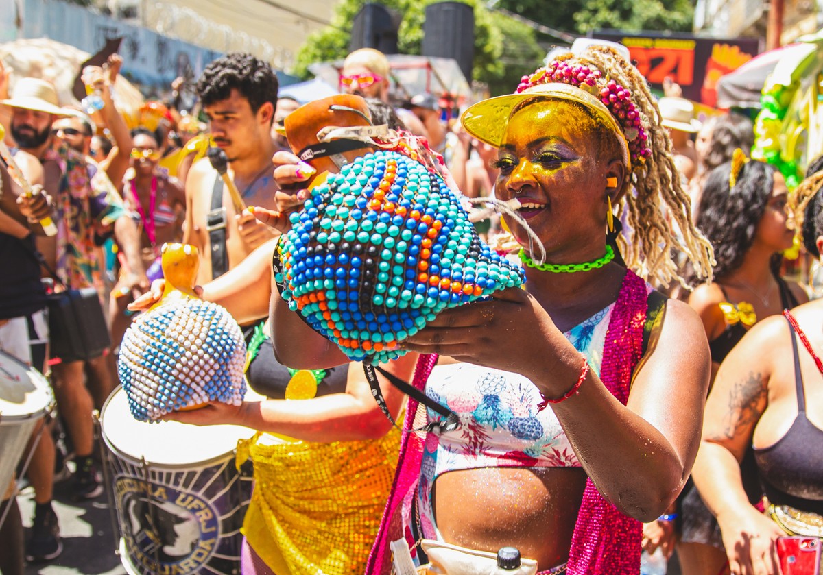 Quando cai o carnaval de 2025? Veja o dia da festa e como é definida a data