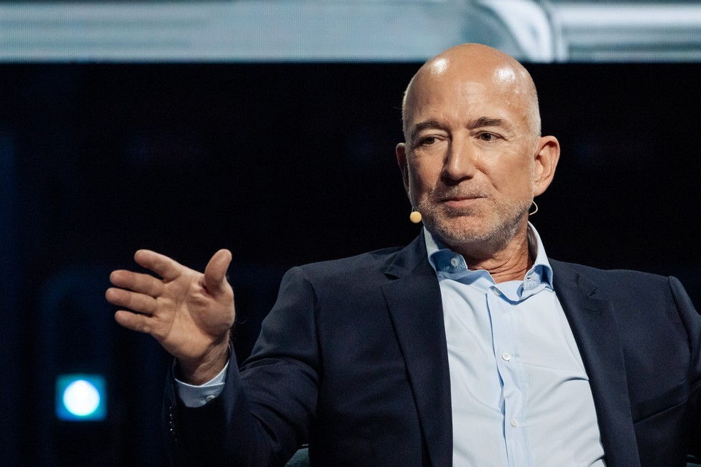 Jeff Bezos se desfaz de US$ 350 milhões em ações da Amazon — Foto: Eva Marie Uzcategui/Bloomberg
