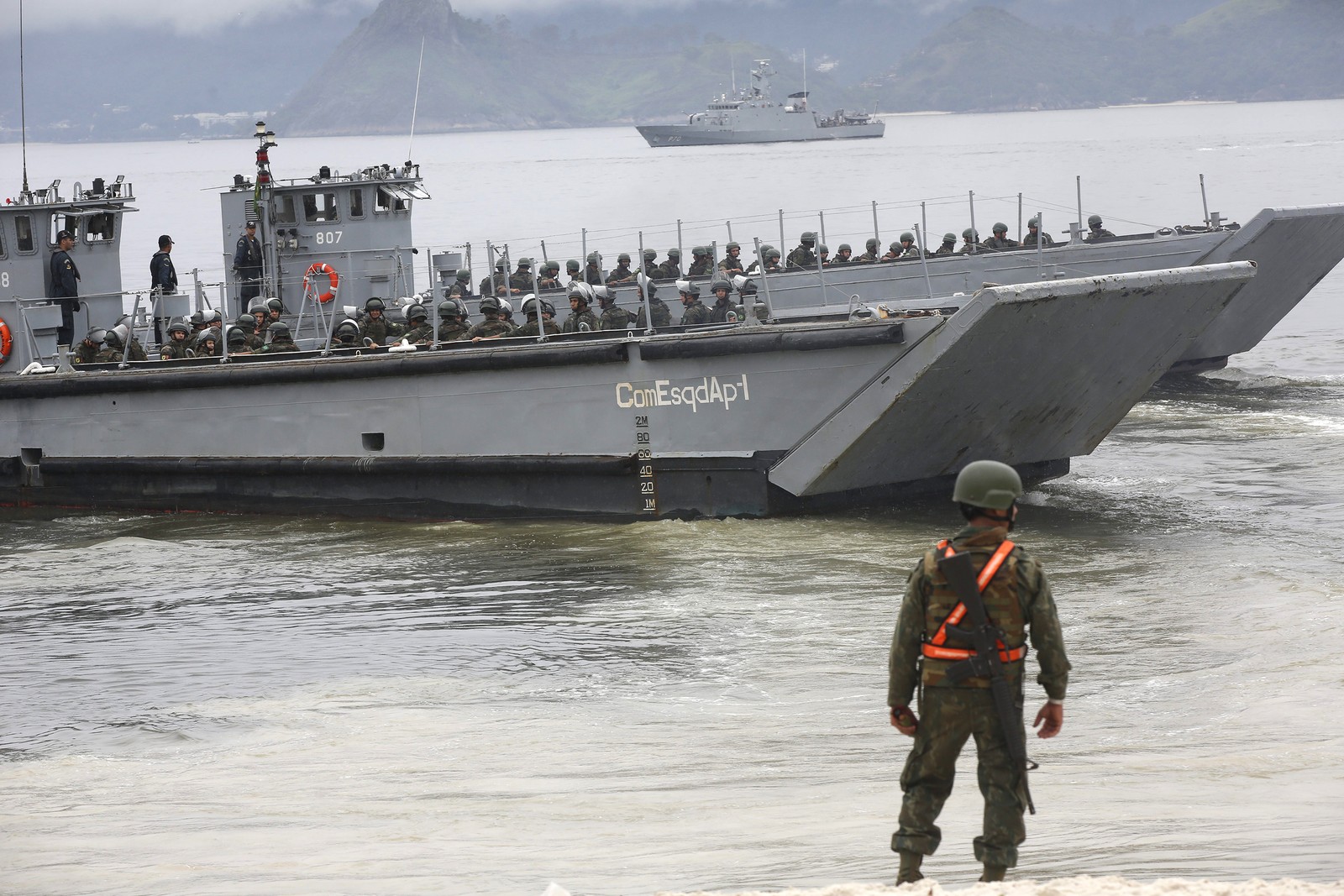Preparação para o G20 teve treinamentos do Exercito e fuzileiros navais. — Foto: Custodio Coimbra / Agência O Globo