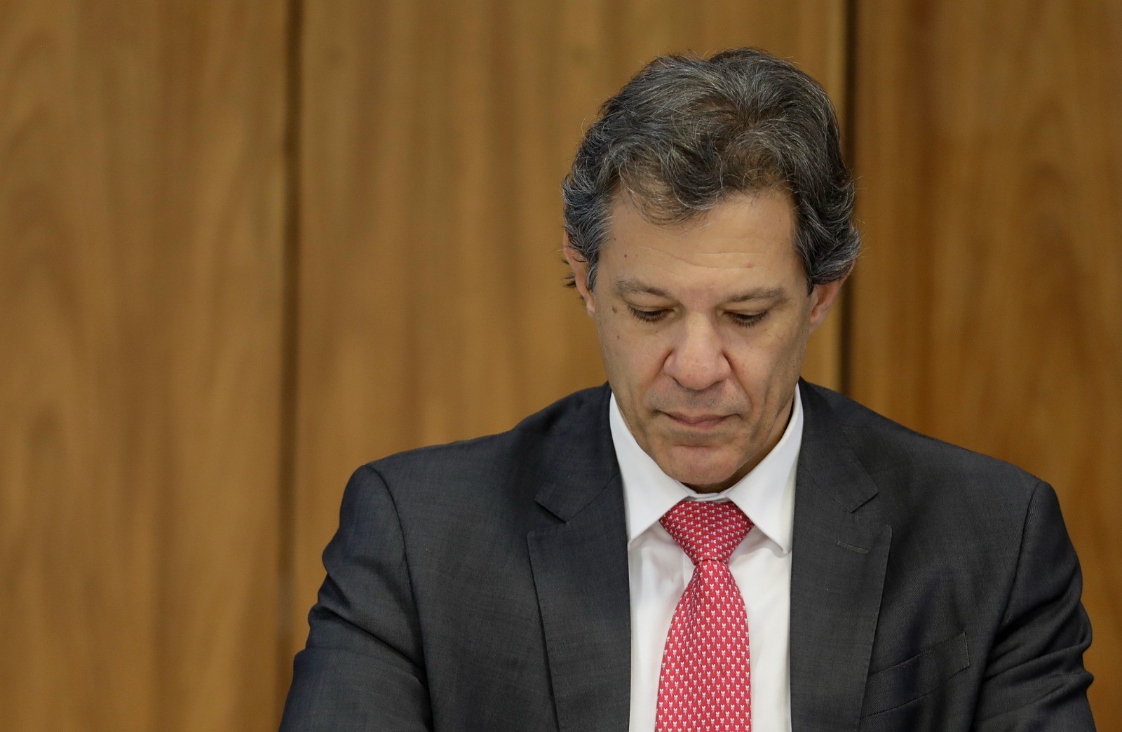 Haddad diz que pacote fiscal será 'expressivo' e está pronto para anunciar medidas; decisão depende de Lula