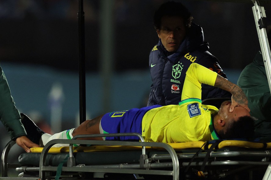Principais lesões na coluna sofridas por um jogador de futebol
