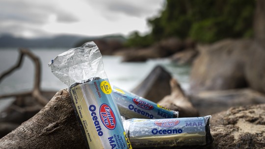 Embalixo investe R$ 50 milhões para produzir saco de lixo com plástico retirado do mar