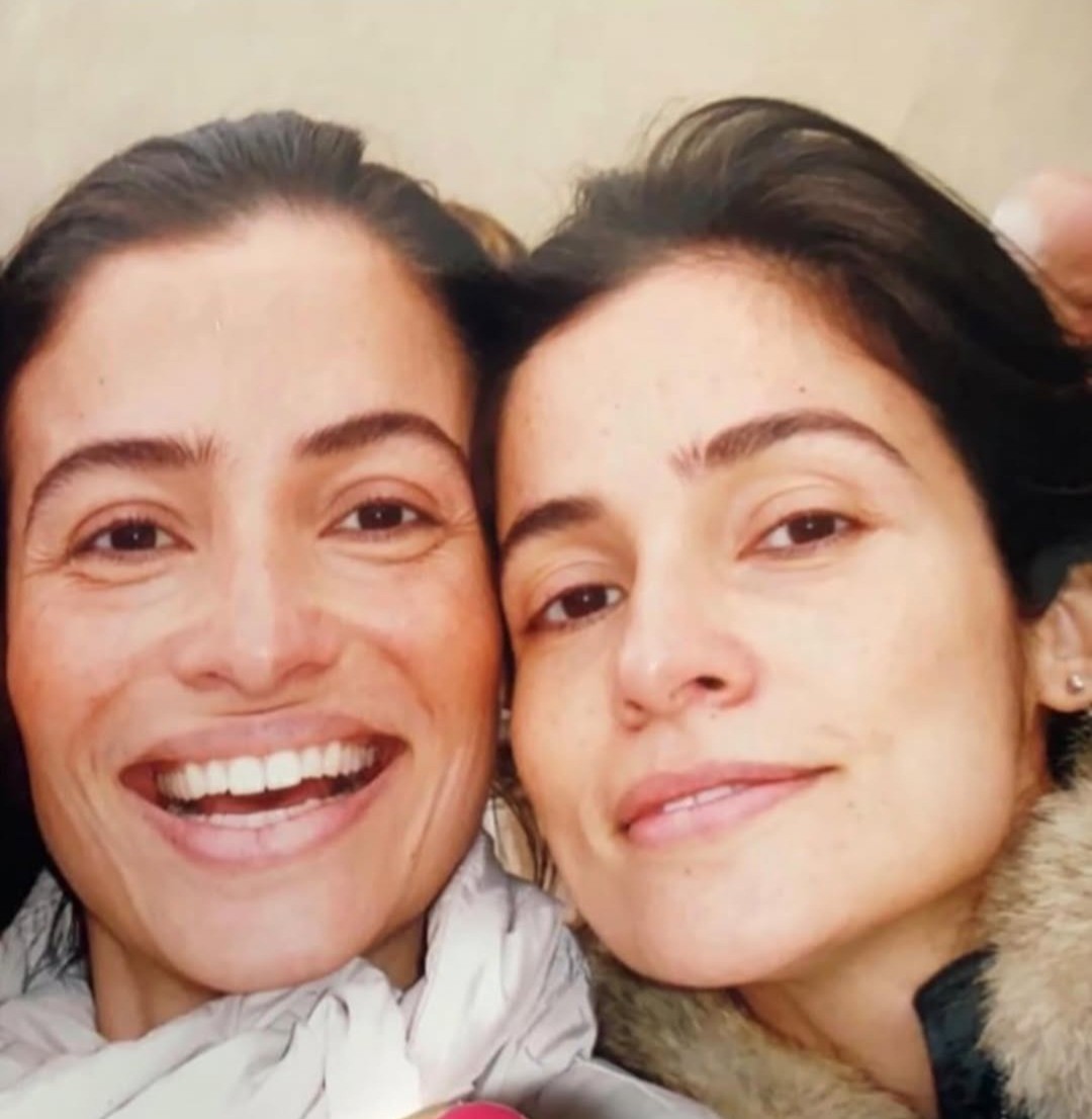 No dia em que completa 54 anos, Renata Vasconcello