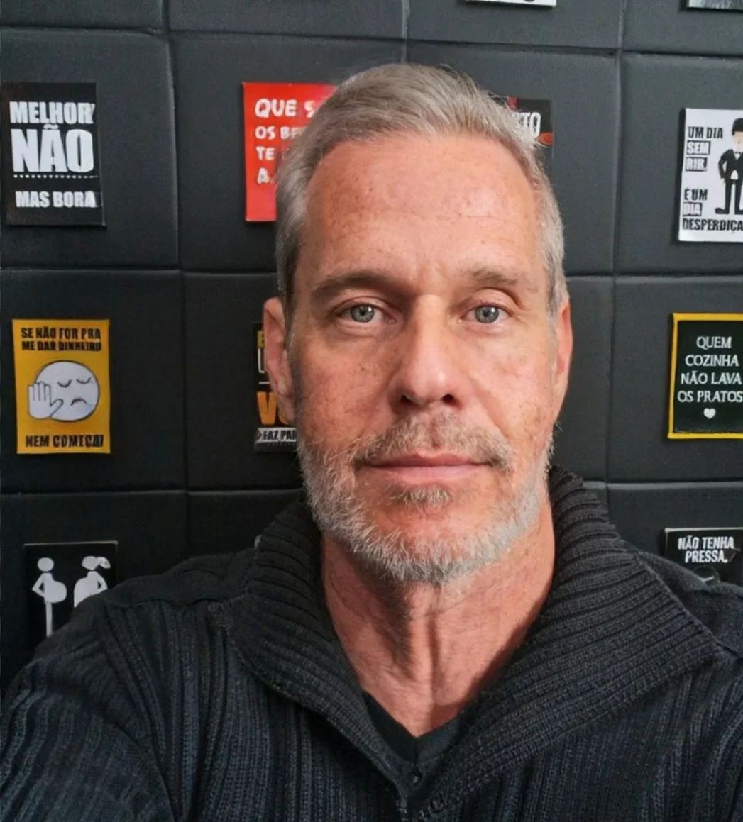 Hoje com 50 anos, ele está afastado da TV desde 2014 — Foto: Reprodução/Instagram